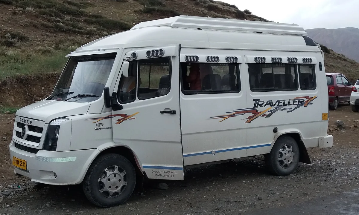 White Force Traveller photographed on the Leh-Manali Highway